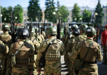 Războiul ascuns al Rusiei se extinde în Europa. Fabricile de armament, atacate cu oameni recrutați de pe Telegram