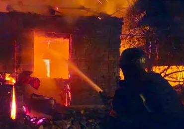 Ziua 1630 Drone spre Moscova, aeroporturi restricționate. Incendiu la o rafinărie rusă aflată la peste 6.000 km de Ucraina. Kievul a identificat peste 300 de locuri de detenție în Rusia. ONU: Tortura este generalizată