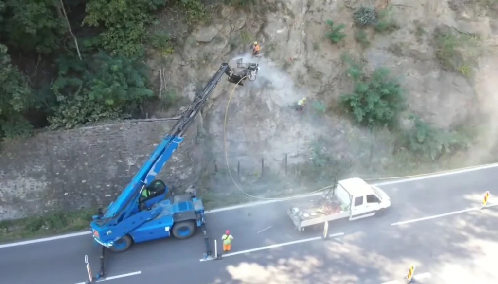 restrictii DN7 Valea Oltului piere 2 Foto DRDP Cra