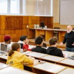 Strategia simplă care a dus la creșterea notelor studenților, cu efecte inclusiv asupra stării de sănătate