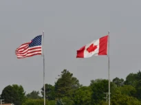 SUA impun tarife de 50% pentru unele produse canadiene. Ottawa va răspunde „dolar cu dolar”