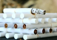 Fabricile ilegale de țigări se înmulțesc în UE. Piața neagră acoperă aproape 10% din consum