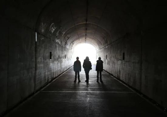 Un tunel folosit de migranți a fost descoperit sub granița cu Belarus. Letonia lansează „operațiunea Vârcolacul”