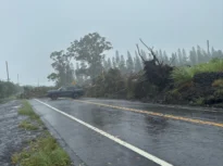 Uraganul Lala lovește Hawaii: Peste 100.000 de oameni fără curent, aproape 200 de zboruri amânate ( Foto & Video)