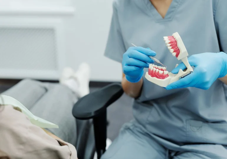 Cât costă sistemul de implanturi All-on-4 la Smile Avenue și ce include pachetul: Ghid complet al prețurilor și etapelor în 2026