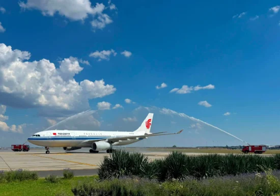 Air China reia zborurile directe București-Beijing, după 23 de ani. Trei curse pe săptămână