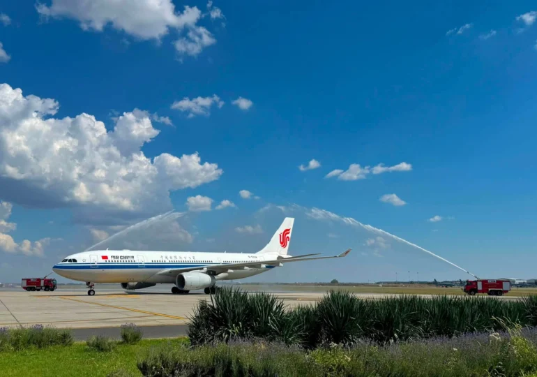 Air China reia zborurile directe București-Beijing, după 23 de ani. Trei curse pe săptămână