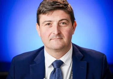 Un deputat USR a depus plângere penală pentru trădare împotriva lui Grindeanu, Simion și Ivan, după articolul WSJ