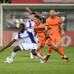 FCSB ar greși dacă l-ar lăsa să plece atât de ușor pe Boutoutaou: „Eu fac legătura cu Jovo Lukici”