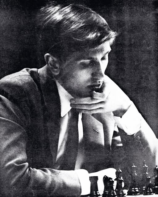 L-a învins pe omul al cărui nume îl purta deschiderea. Povestea zilei în care Bobby Fischer a uimit lumea șahului