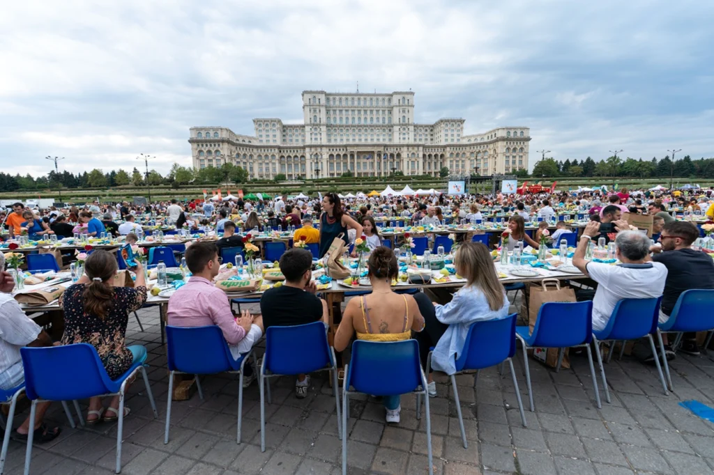 București masă