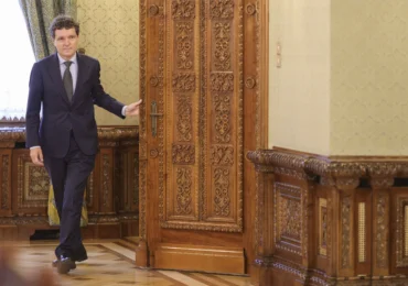 Nicușor Dan anunță programul consultărilor de luni. Va anunța premierul nr.4