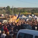 Turneul lui Călin Georgescu prin țară s-a împiedicat la Vaslui: o fabrică l-a refuzat, Biserica i-a pus restricții