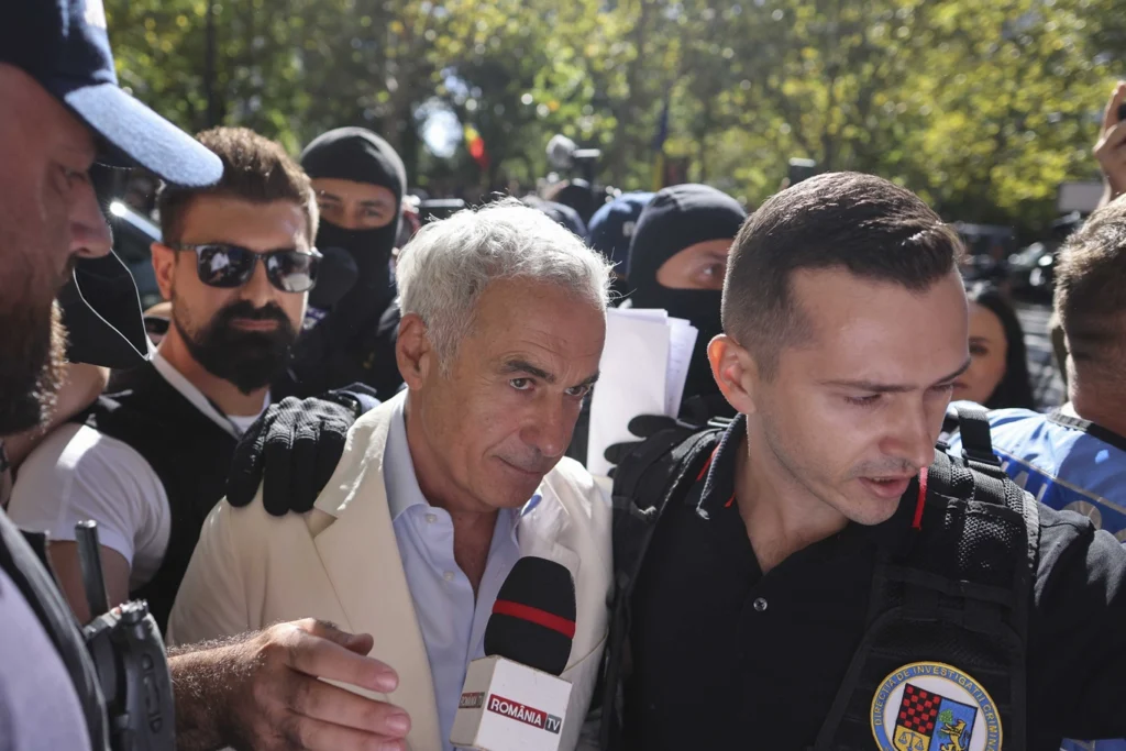 Călin Georgescu, reținut în dosarul de înșelăciune de 1,1 milioane de euro