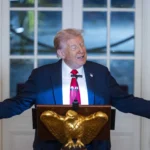 Trump le promite americanilor câte 5.000 de dolari dacă republicanii câștigă alegerile