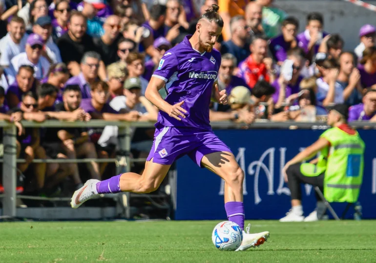 Cu Radu Drăgușin pe teren, Fiorentina scoate un rezultat mare cu Napoli