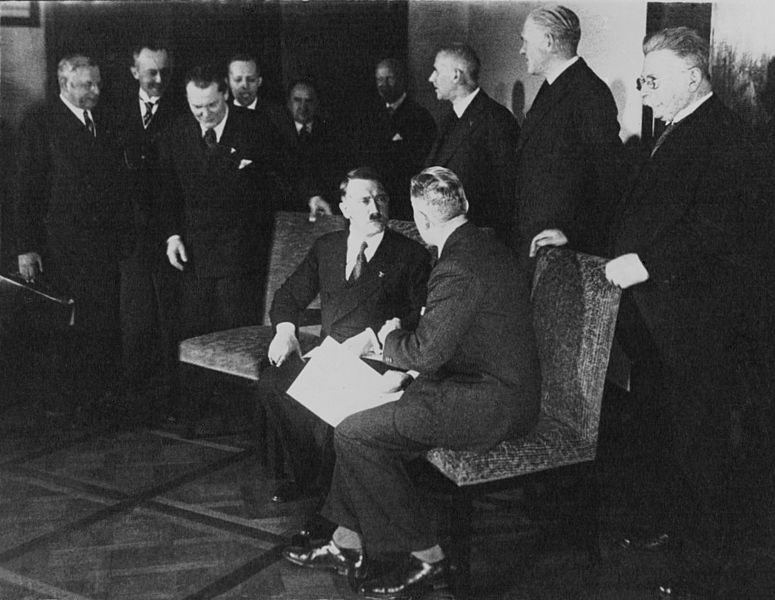 Hitler și primul său guvern, 1933