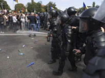 Reacții politice după protestele violente ale oierilor din Piața Victoriei. Apeluri la calm, dialog și condamnarea violențelor
