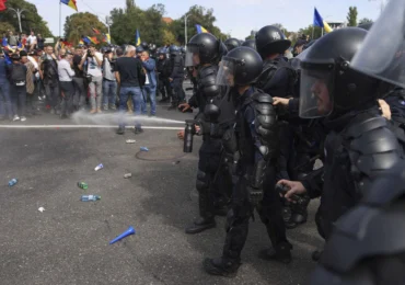 Reacții politice după protestele violente ale oierilor din Piața Victoriei. Apeluri la calm, dialog și condamnarea violențelor