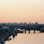 Cum încearcă Rusia să paralizeze Kievul fără să-l ocupe: Scopul Moscovei nu este capitularea