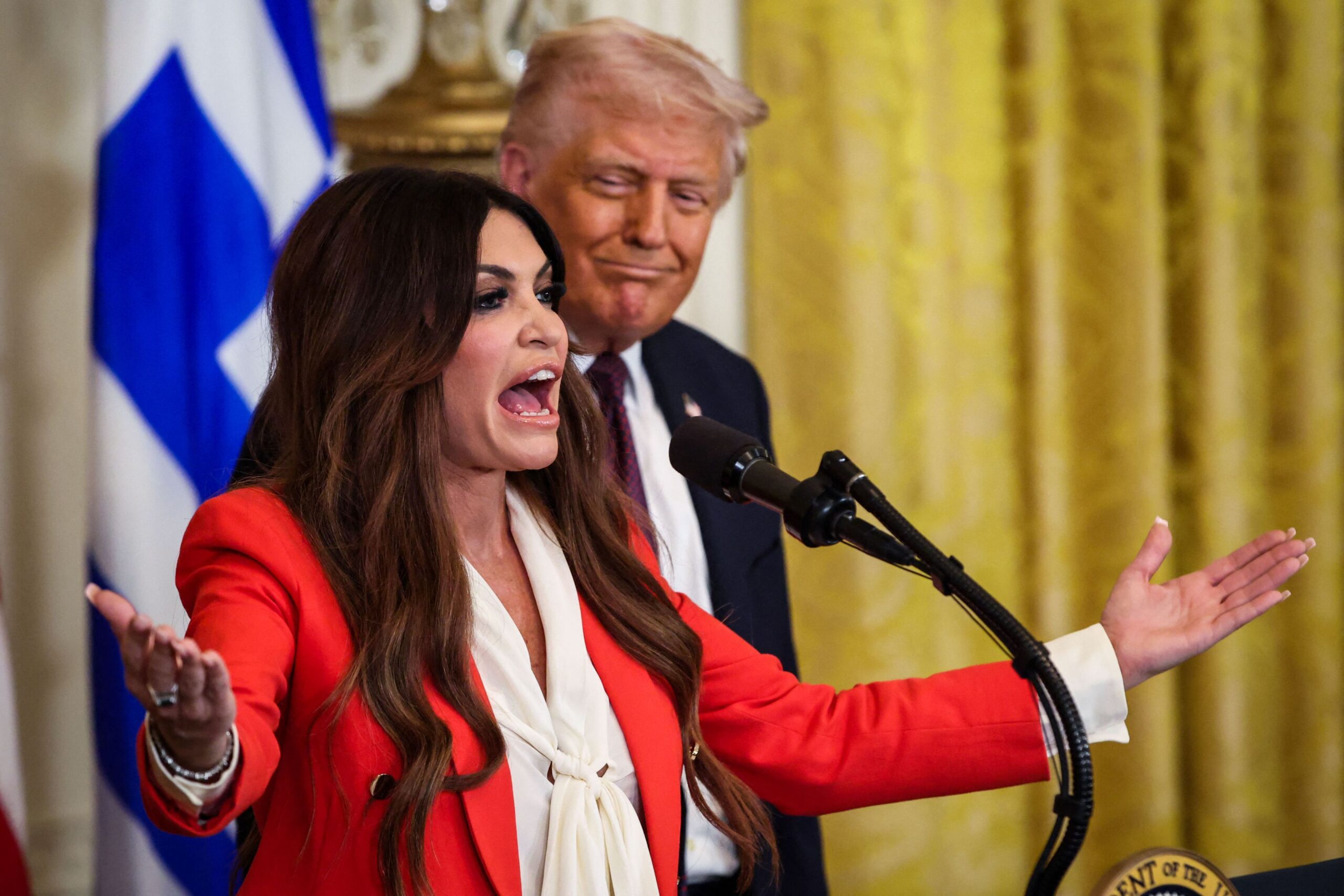 Imagine asociată subiectului: Declarațiile lui Kimberly Guilfoyle despre înlăturarea guvernelor provoacă reacții în România