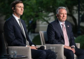 SUA încearcă să smulgă de la Putin pacea, dar trei foști ambasadori la Kiev văd o mare problemă