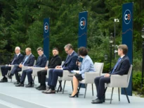 Imaginea zilei: Nicușor Dan, „operațiunea șosetele” și uimirea lui Zelenski (Video)