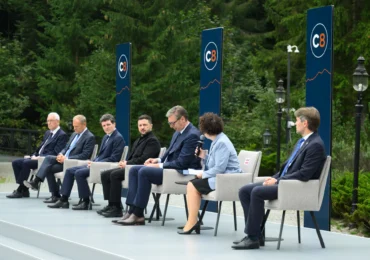 Imaginea zilei: Nicușor Dan, „operațiunea șosetele” și uimirea lui Zelenski (Video)
