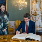 În ziua votului din Parlament pentru validarea guvernului, Nicușor Dan, alături de partenera sa, Mirabela Grădinaru, au fost la Praga, într-o vizită oficială