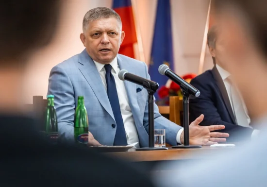 Robert Fico: Slovacia nu va răspunde la activarea Articolului 5 al NATO. „Pentru numele lui Dumnezeu, cu cine vrem să luptăm?”