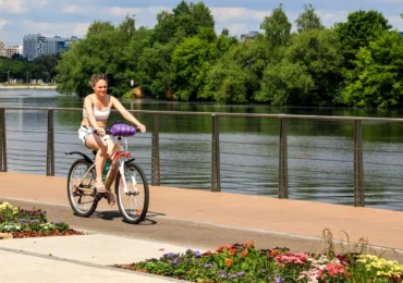 Cât să pedalezi pe săptămână ca să simți beneficii concrete pentru sănătate?