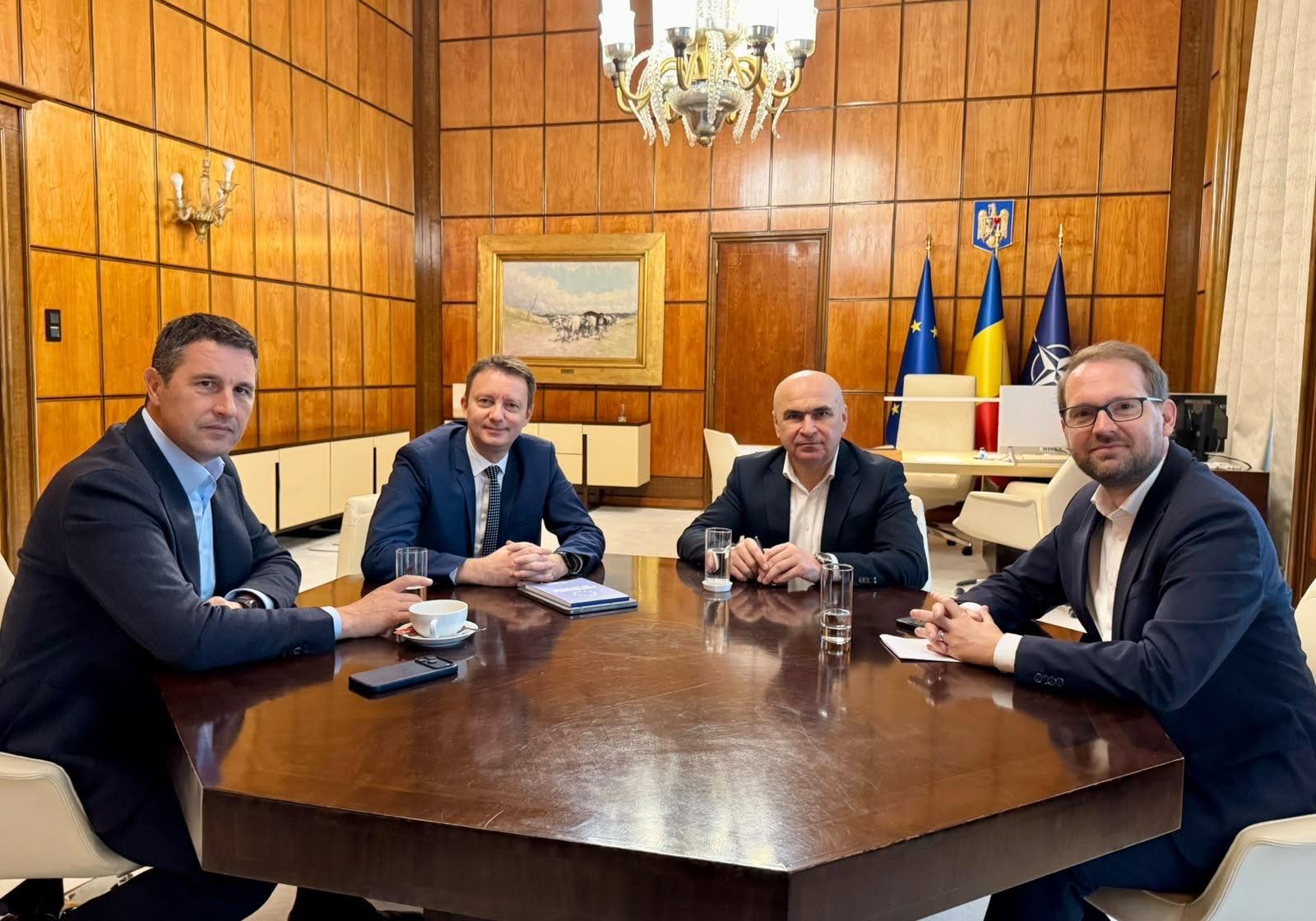 Siegfried Mureșan a avut la Palatul Victoria primele discuții cu liderii PNL, USR și UDMR