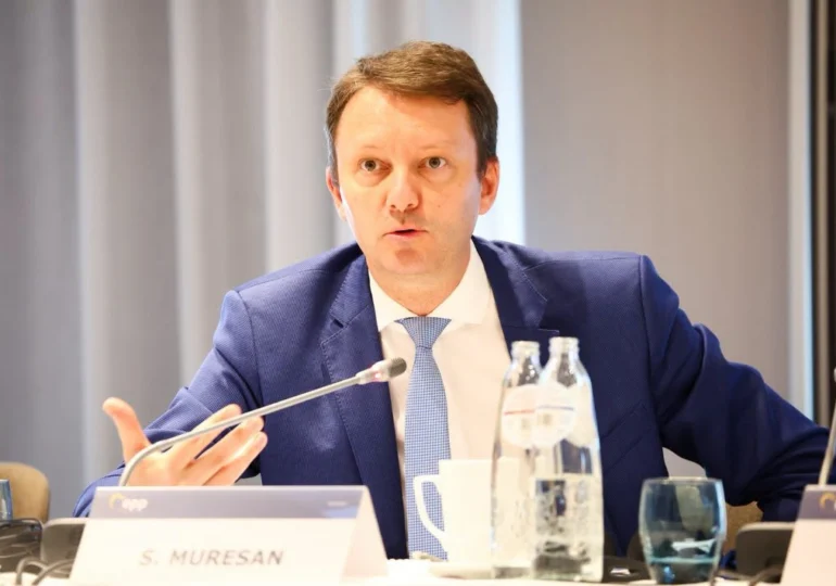CASS pentru mame și bursele sociale din vacanță ar putea fi reevaluate. Mureșan: De îndată ce ne permitem