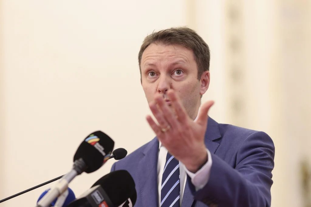 Mureșan depune azi programul de guvernare și lista miniștrilor. Începe testul din Parlament