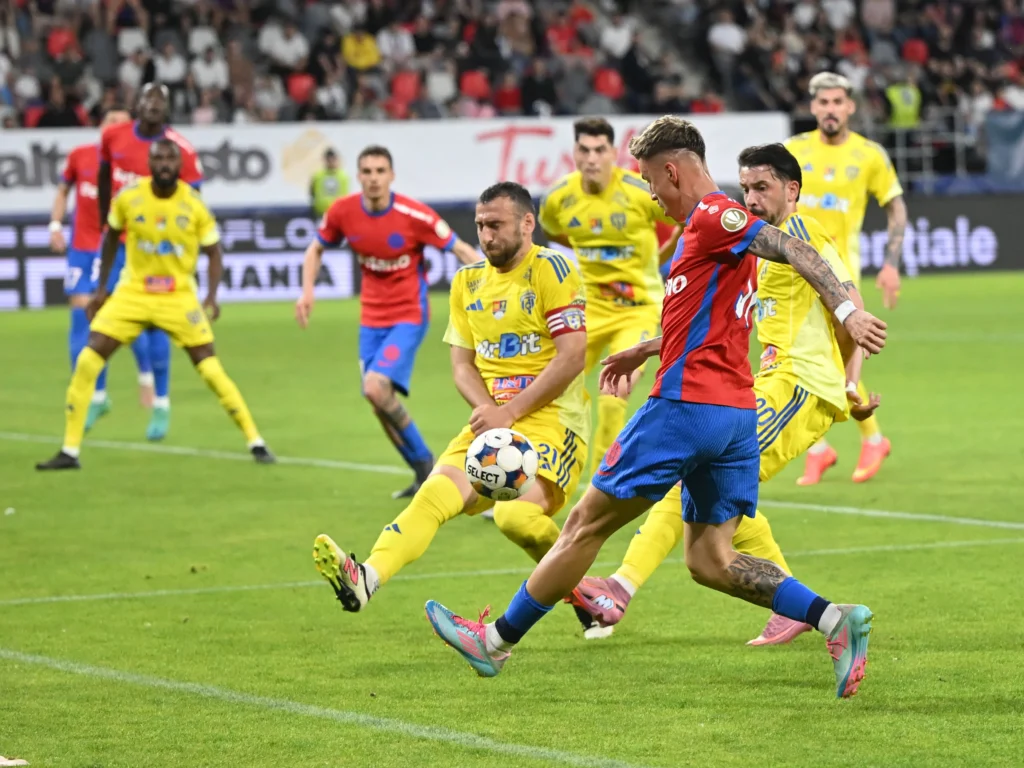 Tavi Popescu a plecat în Grecia și explică ruptura de FCSB: ”Normal că am vrut să plec”