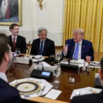 Trump a făcut marele pariu pe AI. Dacă se înșală, consecințele pot fi catastrofale
