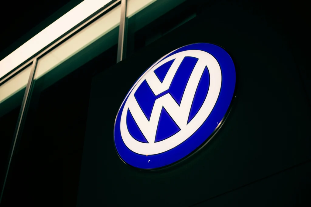 „Planul pentru viitor” al Volkswagen a fost aprobat: 50.000 de locuri de muncă pot să dispară