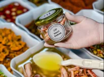 Citește bine etichetele! 8 conservanți alimentari asociați cu un risc crescut de hipertensiune