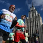 Sportul și somnul: cum poate mișcarea să ne ajute să dormim mai bine