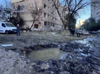 Ziua 1658 Putin a vorbit „foarte sincer” cu Trump. Rusia atacă Kievul după 3 zile de pauză. Rafinăria Saratov, lovită de drone (Video). Londra și Berlinul trimit Patriot
