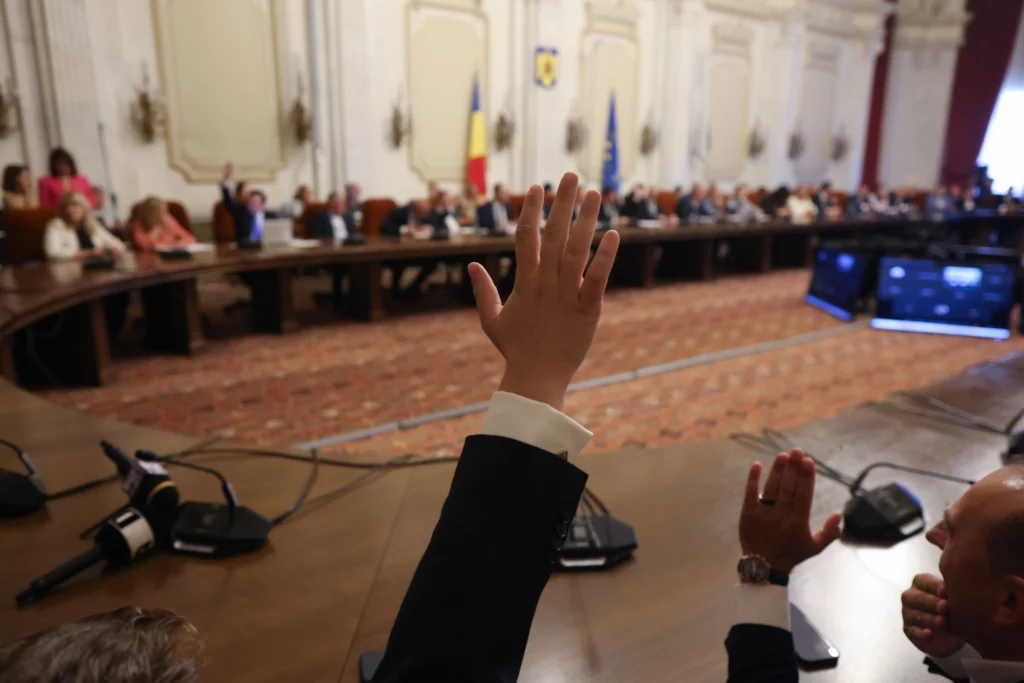 Prima zi de audiere pentru miniștrii propuși de Mureșan. Doar Nazare și Tanczos Barna au aviz pozitiv. Kelemen Hunor: Nu avem voturile! (Foto)