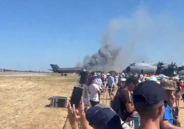 Un F-4 Phantom al Forțelor Aeriene elene s-a prăbușit în timpul unui show aviatic (Video)