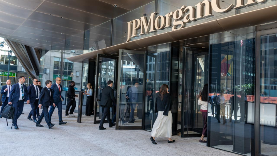 Investitorii americani, mai îngrijorați de criza politică decât de finanțele României