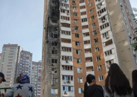 Ziua 1659 Bloc din Kiev, lovit de dronă. Atac mortal la granița Moldovei. Putin plănuiește o iarnă de foc. 14 ani de închisoare pentru poze cu morminte