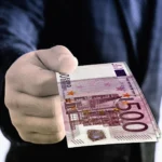 Donații pentru copii bolnavi ar fi fost transferate către firme prin contracte suspecte. Prejudiciu estimat la peste 28 de milioane de lei