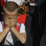 Școlile din Cluj-Napoca au primit directivă să trimită câte o clasă de elevi la slujba de la catedrală în prima zi de cursuri. Explicațiile inspectorilor școlari