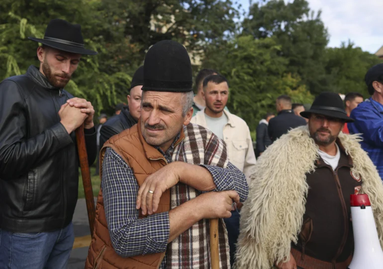 Fermierii au fost chemați la Cotroceni și au aflat că în câteva zile se va forma un nou guvern. Amenință că merg la Bruxelles
