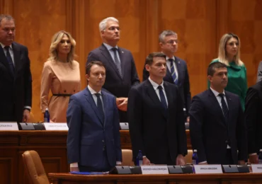 LIVE Ziua decisivă pentru noul guvern. Kelemen nu vede voturile. Mureșan: Avem de ales între o Românie care merge înainte și o Românie care stă pe loc (Video)