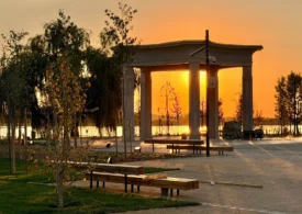 „Raiul pe pământ”, la București: Cum arată Insula Lacului Morii după modernizare. Plajă, pontoane și concerte la apus (Foto & Video)