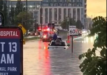 Toronto, lovit de „furtuna secolului”: peste 100 l/mp, grindină cât o minge de tenis și oameni luați de vânt (Video)